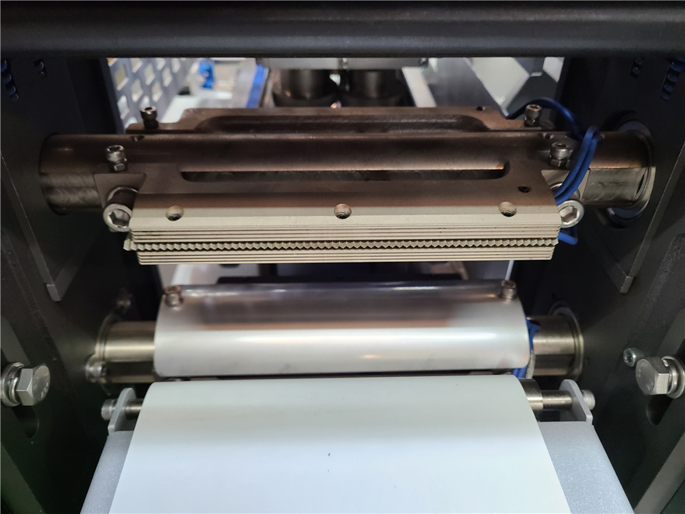 Máquina envasadora de bolsas tipo almohada pequeñas - SZ3000