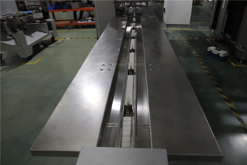 Máquina de envasado al vacío de bolsas tipo almohada grandes - SZ502