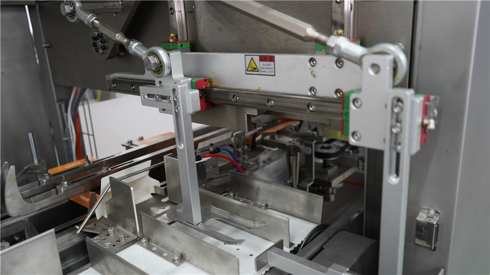 Maquina estuchadora ZH200