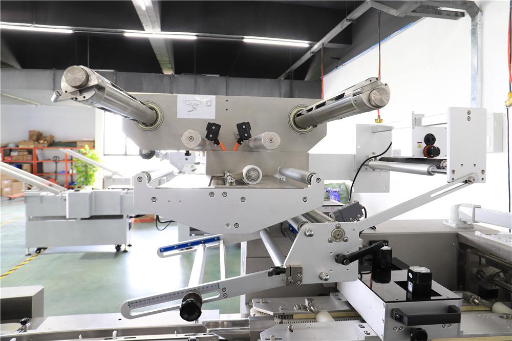 Máquina envasadora de canto - SI-150D